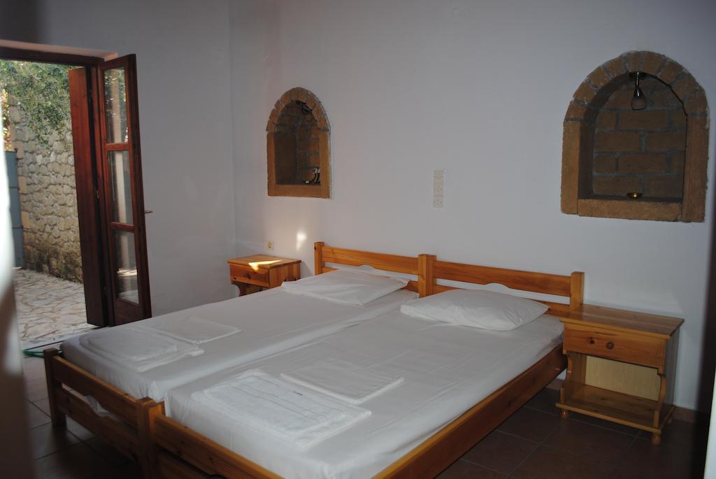 Armonia Stoúpa Room photo
